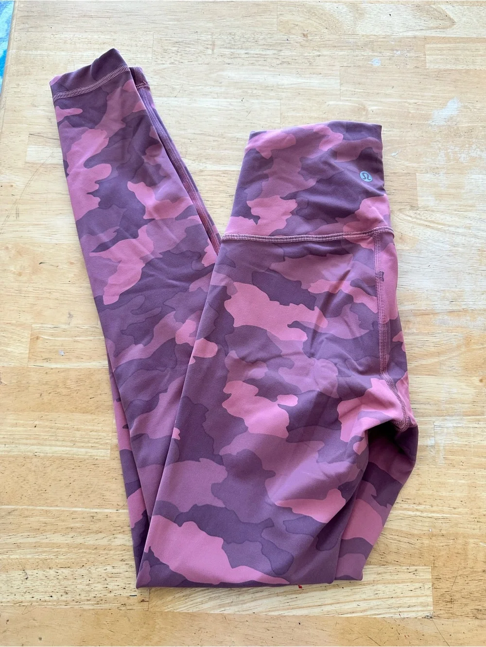 Lululemon leggings size 4
